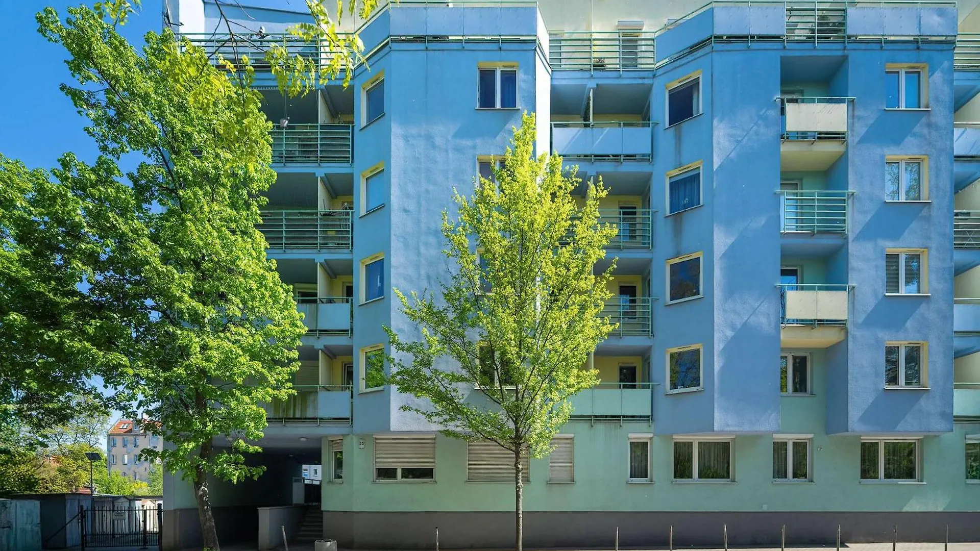 Bright Apartment Robocza In Wilda With Parking By Noclegi Renters 波兹南